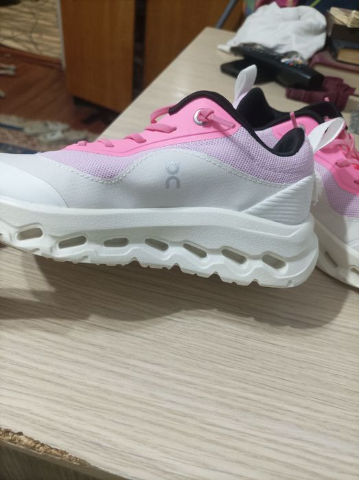 Кроссовки on cloud.