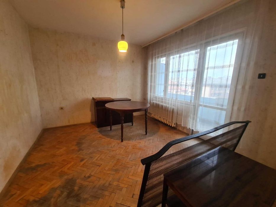 Продава се Тристаен апартамент в Хасково, Любен Каравелов - 91 кв.м за 920 €/кв.м - Снимка #4