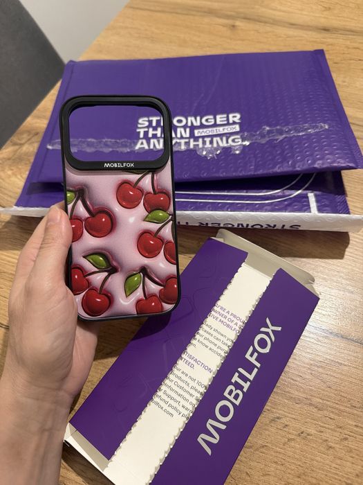 Чисто нов кейс Mobilfox за i phone 17 pro