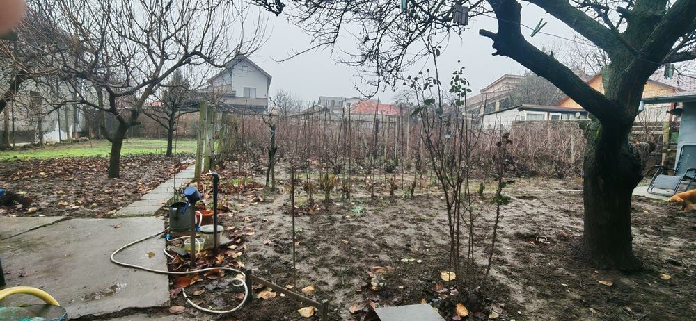 De vanzare casa in voluntari, caramida, patru camere,super central.