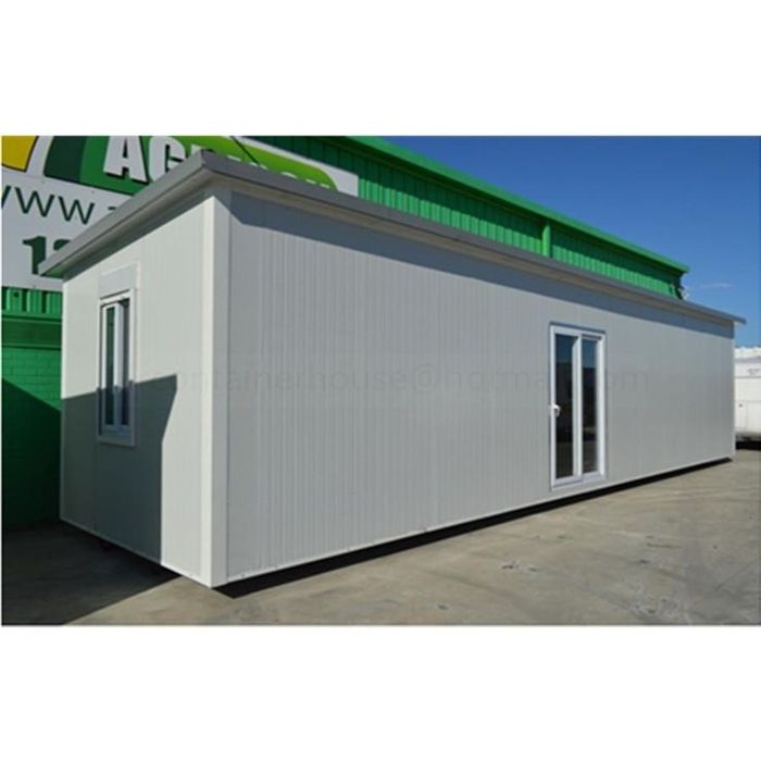 Case modulare din panouri sandwich garaje auto