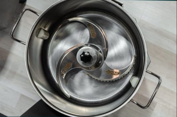 Измельчитель мясо марки HNC