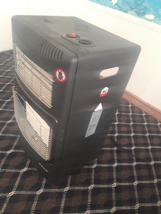 Пичка електронни сперал и газбалонда