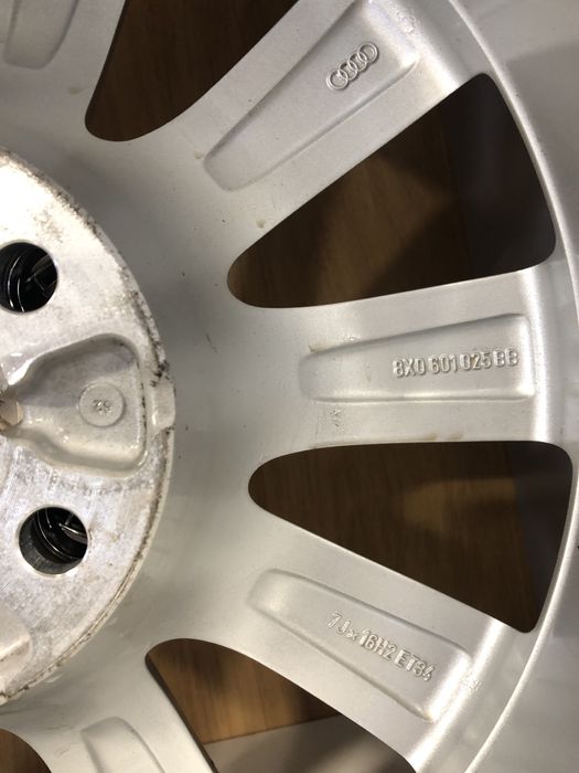 Jante Originale Audi A1 R16