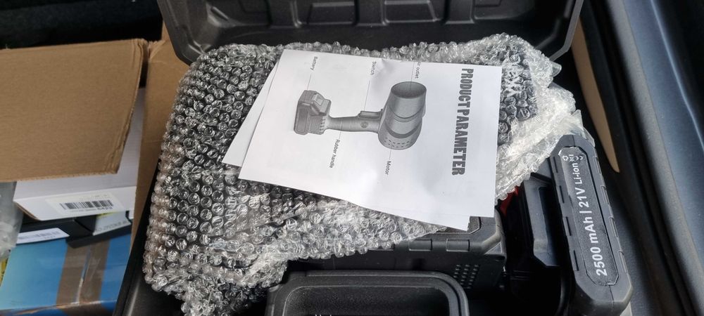 Suflanta de frunze si praf Ykall 21V - 2 baterii incluse