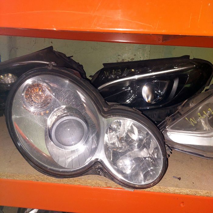 Фар Ц класа КУПЕ Xenon W203
