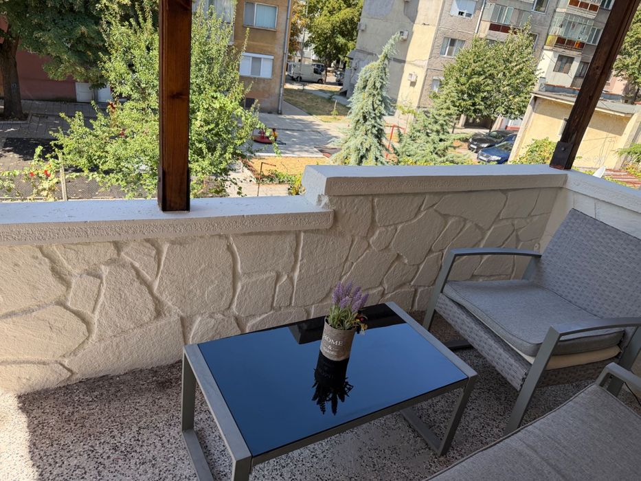 Продавам Къща град Димитровград кв Раковски