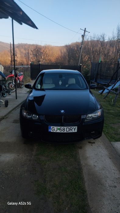 Vând BMW seria 3