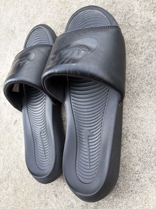 Slapi Nike  marime 42