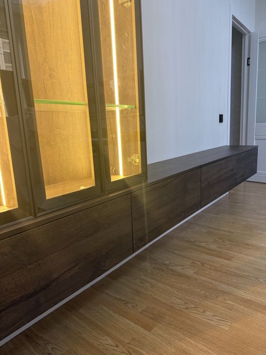 Стенка-сервант с подсветкой