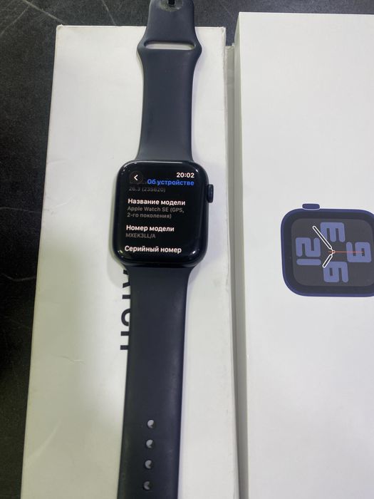 Продам apple watch se 2