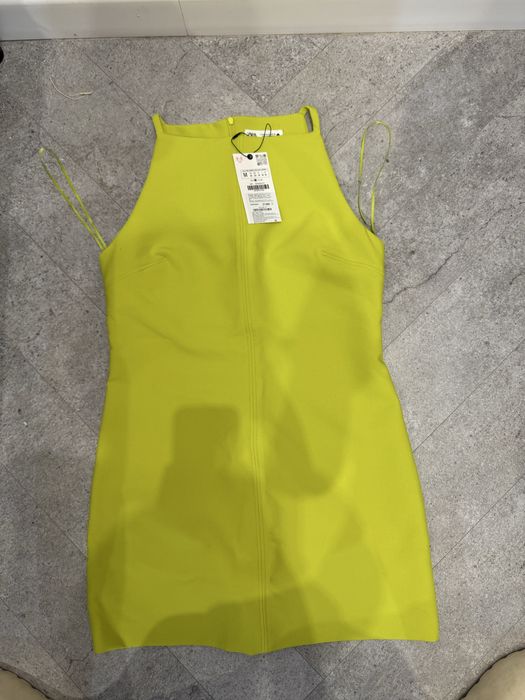Продам новые платье zara