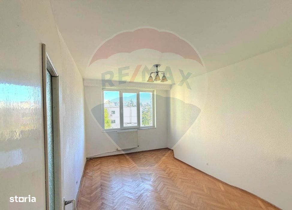 Apartament 3 camere decomandat – Zona Orizont, Strada Castanilor