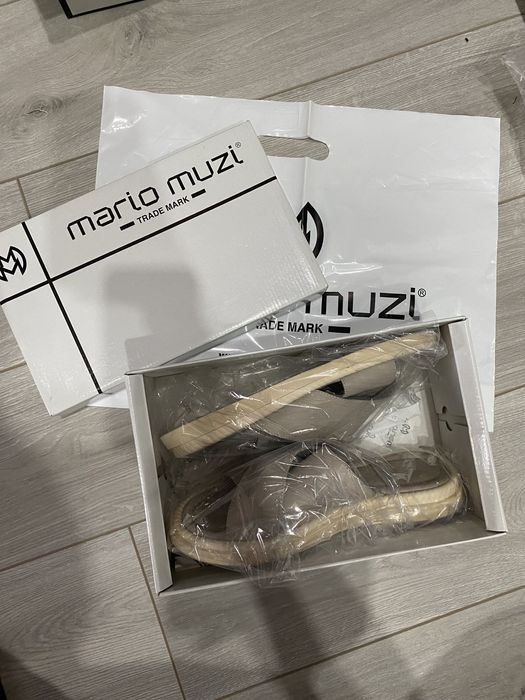 Продам кожаные шлепанцы