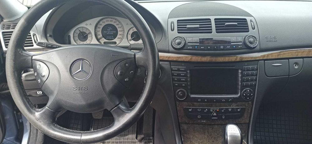 Mercedes-Benz E220 Avantgarde CDI 150 Cp  cutie manuala break 2005