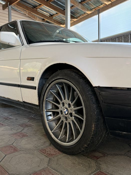 Продам диски на бмв р18 32 стиль