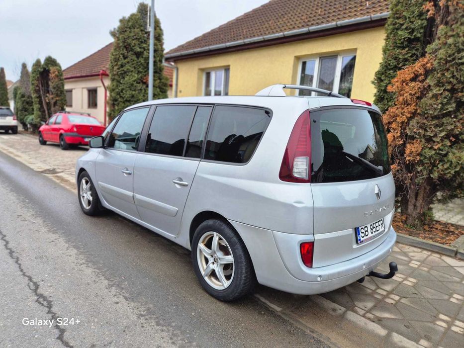Renault Grand Espace 2.0 d - 7 loc - Inițiale