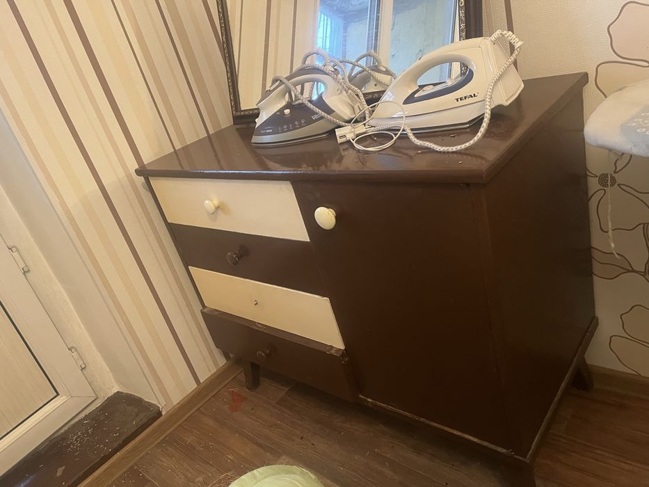 Продам стенка 30000тг