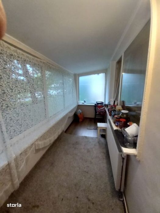 Apartament 3 camere, 64 mp, zona Sasar