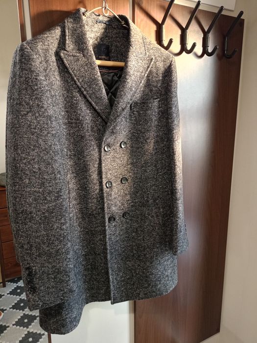 Vând palton bărbați