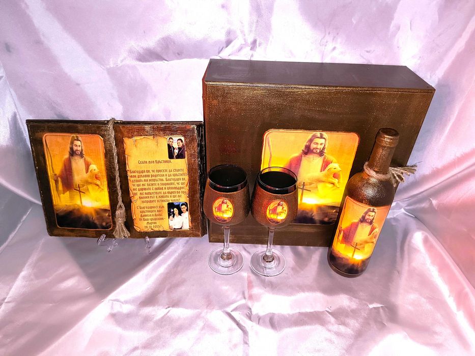 Подарък за Кръстници: Книга-икона, със снимка/ светец/поздрав по избор