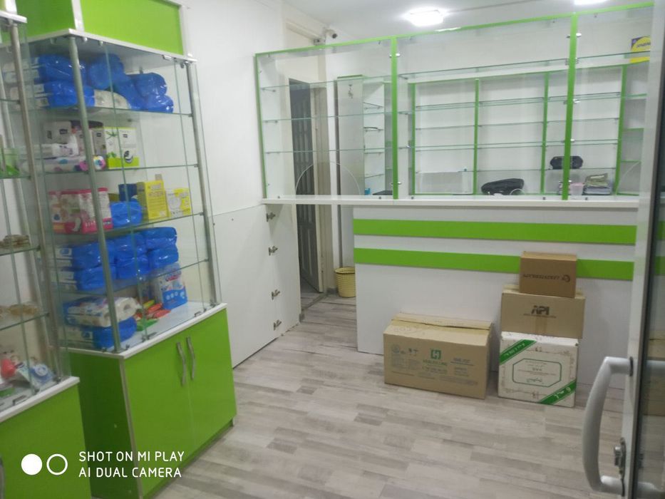 Мебел полка для аптеки и магазина
