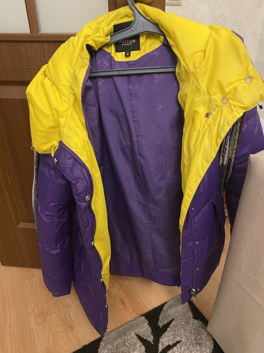 Продаётся куртка срочно