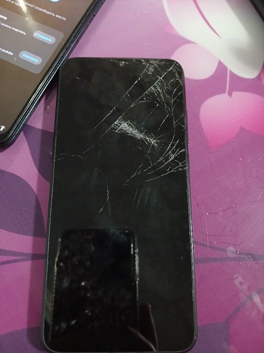 Продам телефоны на запчасти,