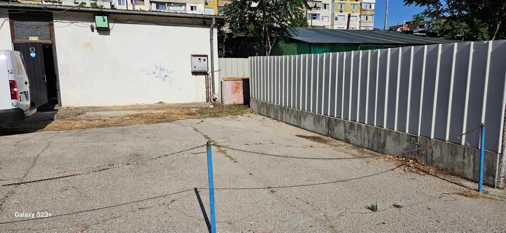 Дава се под наем Гараж / Паркомясто в Враца, Дъбника - 22 кв.м за 20.4 € - Снимка #1