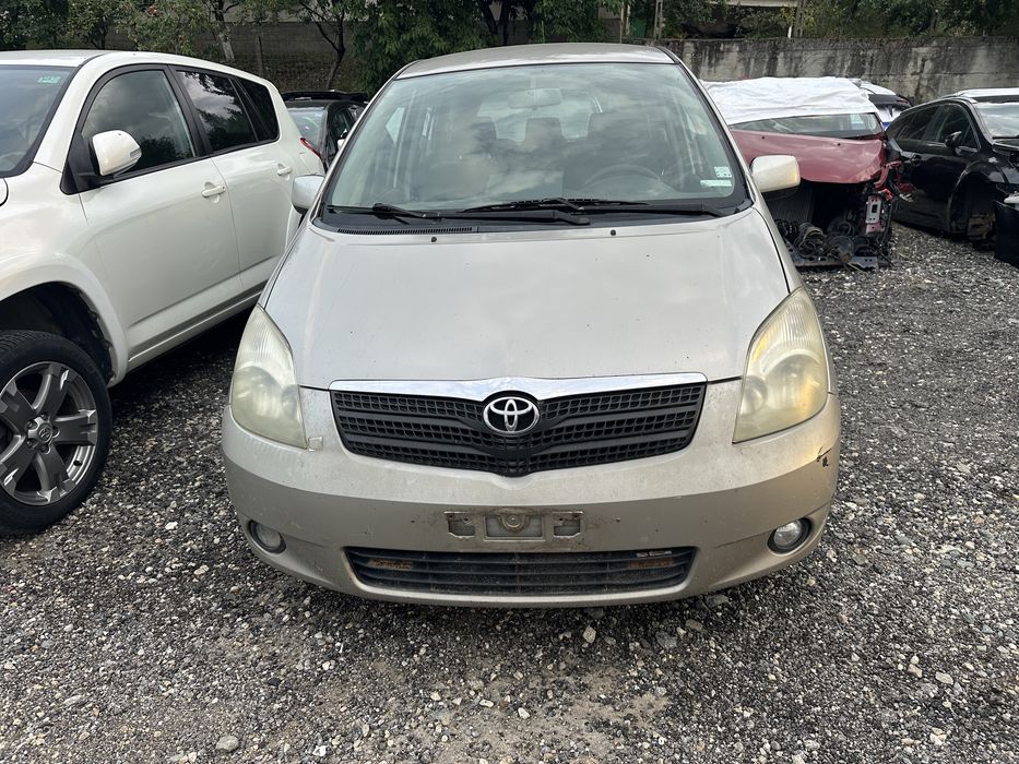Тойота Корола Версо Toyota Corolla Verso 2.0d4d 90кс 2002г  НА ЧАСТИ!