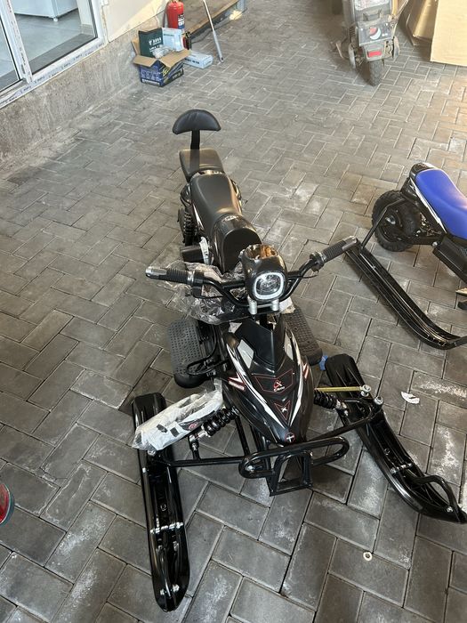 Детский снегаход электрический с документам