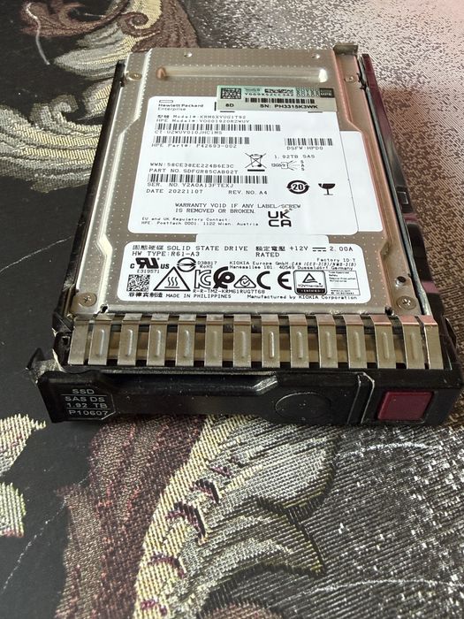HPE 1.92TB SAS 12G Mixed Use SFF SSD