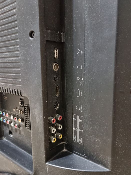 Срочно продам телевизор Hisense в рабочем состоянии