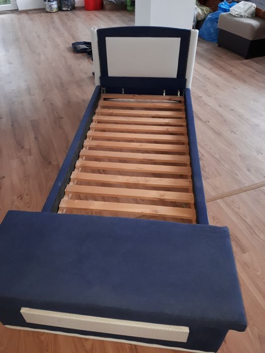 Vand pat de 1 persoana+ lada,tamburel depozitare