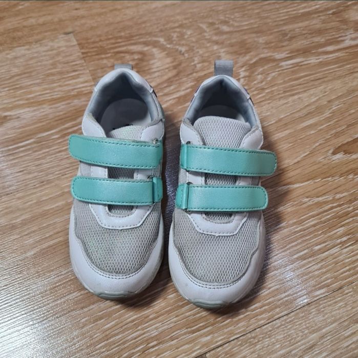 Кроссовки Zara для девочек