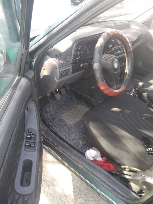 Нексия прадаётся 1 сонм. Да