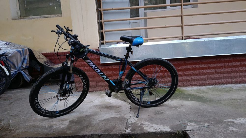 Velosiped Sotiladi holati zor balonlari zor dastavka uchun qulay