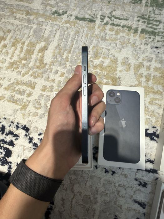 Iphone 13 midnight