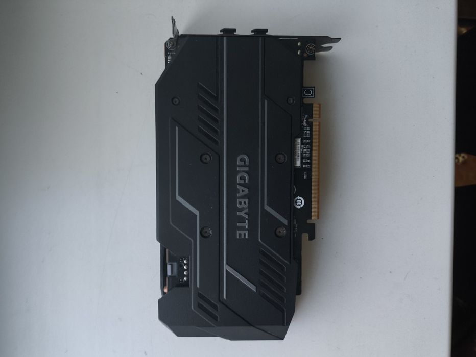 Видеокарта rx 5500 xt