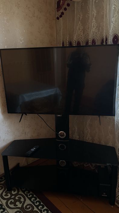 телевизор philips, с подставкой