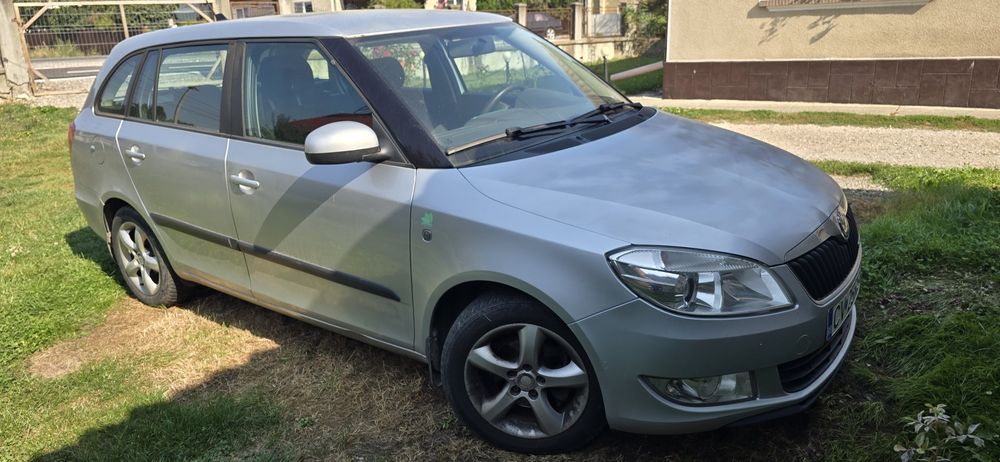 SKODA Fabia 2011 — imagine 2