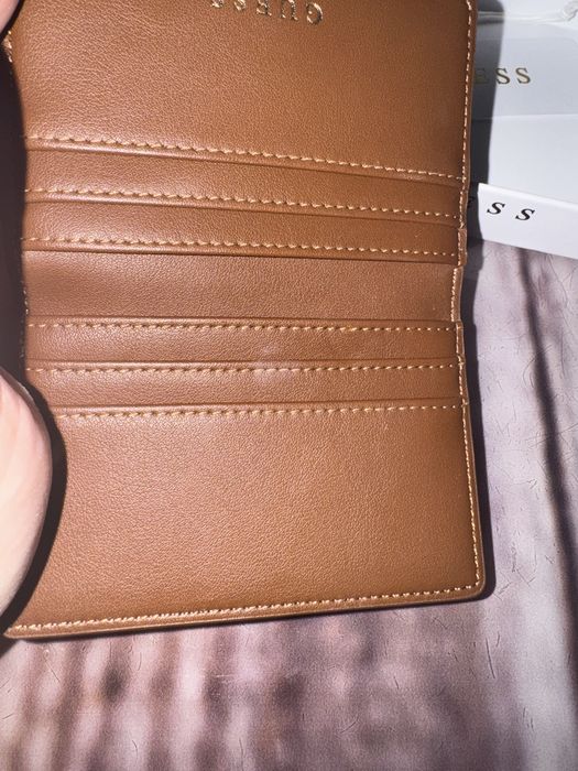 Portofel Guess nou