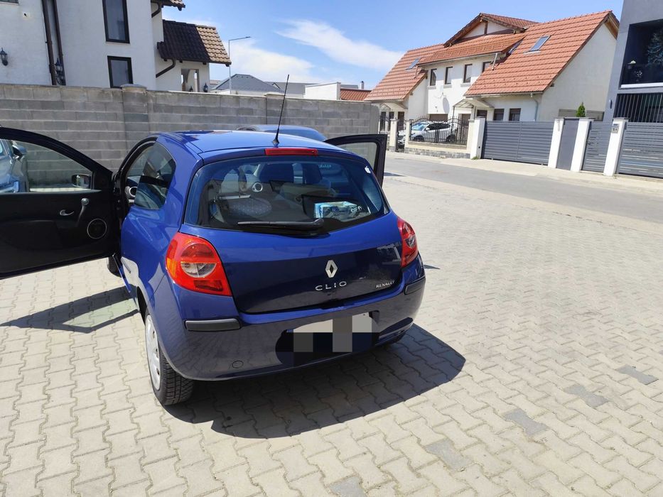 Renault Clio 3 cutie automată