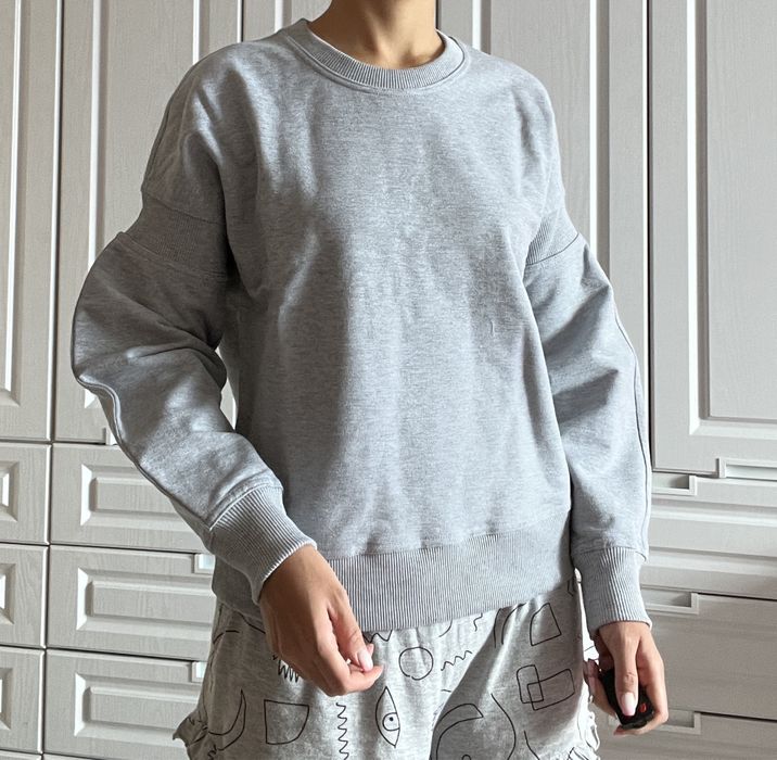 Свитшот новый