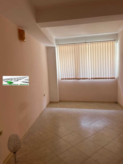 Дава се под наем Офис в Пловдив, Каменица 1 - 48 кв.м за 350 € - Снимка #3