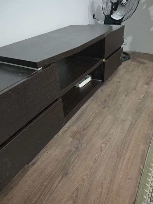 Тумба под телевизор