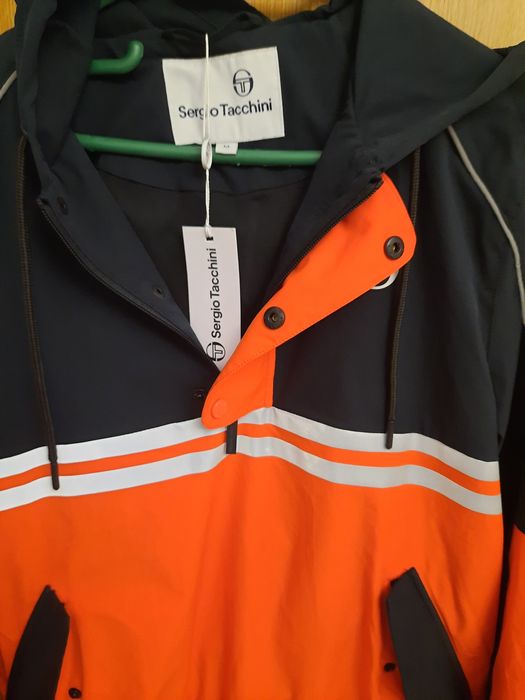 Vand geaca primăvara