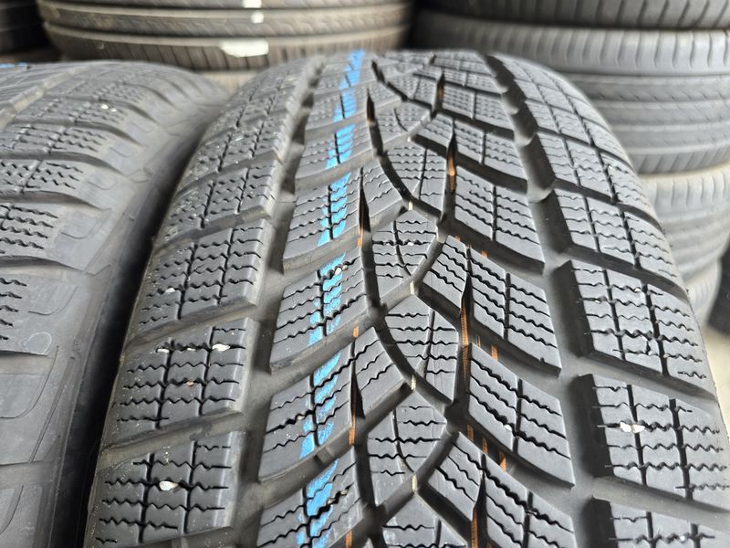 235/60/18 GOODYEAR 4бр