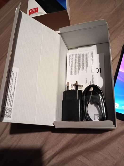 Продавам Телефона TCL 501 Нов.