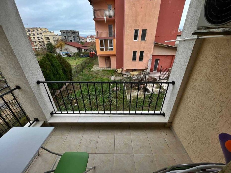 Продава се Тристаен апартамент в с. Равда, Област Бургас - 75 кв.м за 1014 €/кв.м - Снимка #8